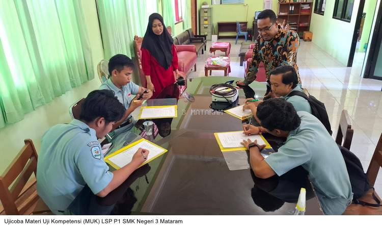 Proses Lisensi LSP-P1 SMK Negeri 3 Mataram : Uji Coba MUK Berjalan Lancar