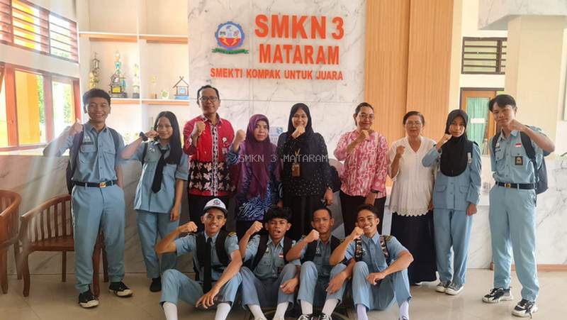  Tim Pusat Layanan Pembiayaan Pendidikan Kemendikbudristek Lakukan Monev Program ADEM Repatriasi di SMKN 3 Mataram