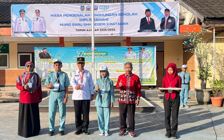 Pembukaan MPLS Ramah di SMKN 3 Mataram 