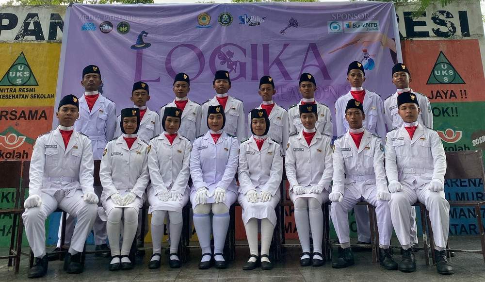 Paskibra SMK Negeri 3 Mataram Tunjukkan Semangat Juang di Lomba LOGIKA SMAN 7 Mataram